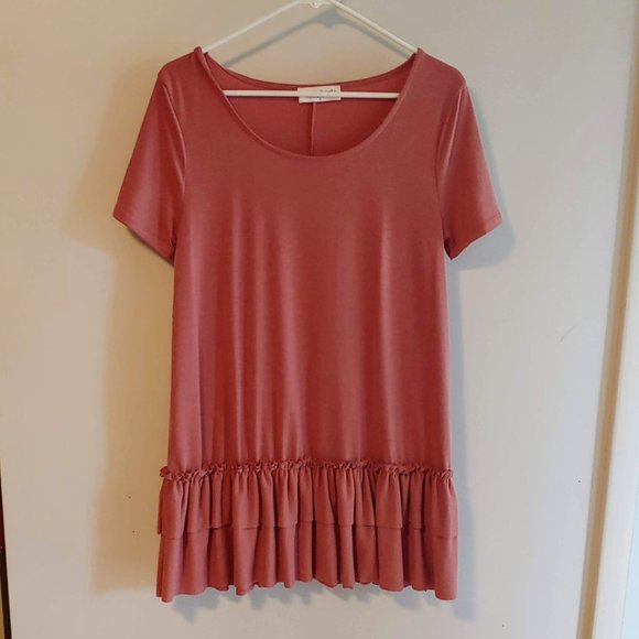 Rustic Brooks Tops - EUC Rustic Brooks Pink Ruffle Tunic Shirt